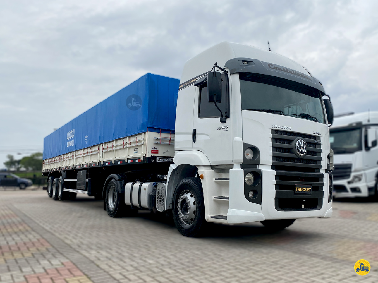 CAMINHAO VOLKSWAGEN VW 19360 Graneleiro Toco 4x2 Trucket Caminhões CURITIBA PARANÁ PR