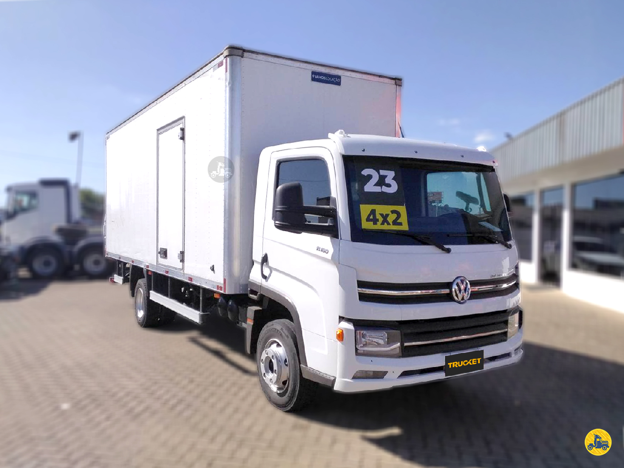 CAMINHAO VOLKSWAGEN VW 11180 Baú Furgão 3/4 4x2 Trucket Caminhões CURITIBA PARANÁ PR