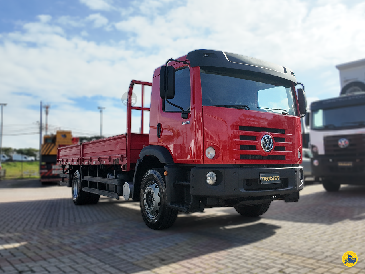 CAMINHAO VOLKSWAGEN VW 17190 Carga Seca Toco 4x2 Trucket Caminhões CURITIBA PARANÁ PR