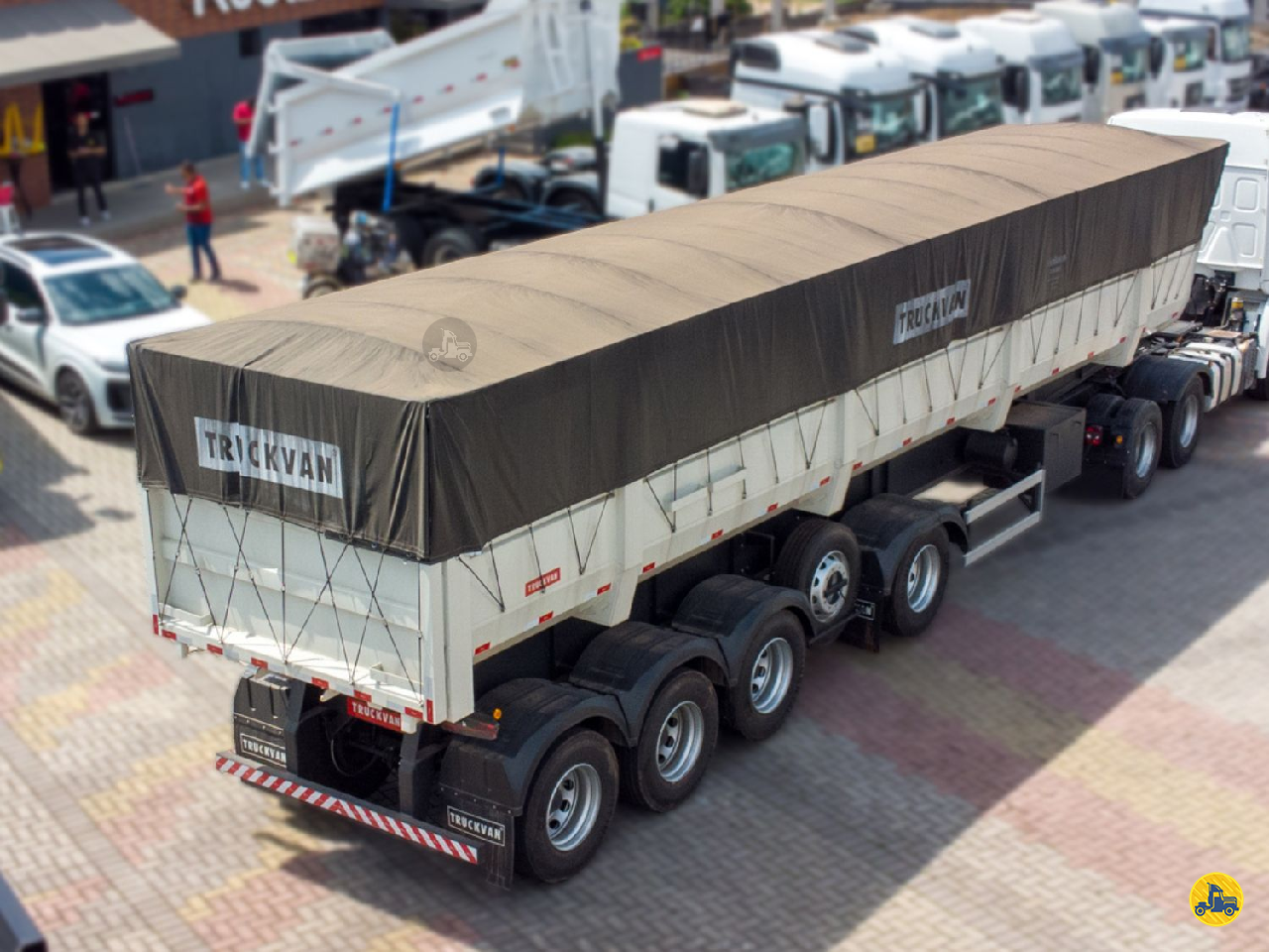 CARRETA SEMI-REBOQUE BASCULANTE Trucket Caminhões CURITIBA PARANÁ PR