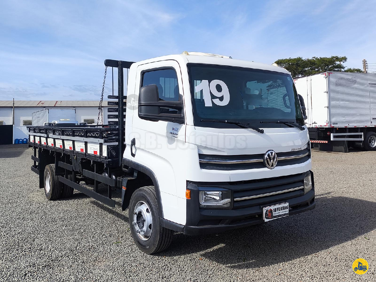 CAMINHAO VOLKSWAGEN VW 11180 Carga Seca 3/4 4x2 SB Veiculos CATANDUVA SÃO PAULO SP