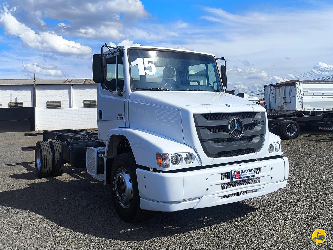 CAMINHAO MERCEDES-BENZ MB 1319 Chassis Toco 4x2 SB Veiculos CATANDUVA SÃO PAULO SP