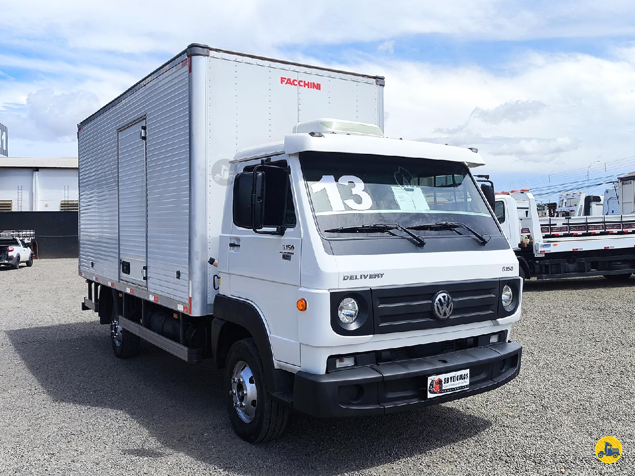 CAMINHAO VOLKSWAGEN VW 5150 Baú Furgão 3/4 4x2 SB Veiculos CATANDUVA SÃO PAULO SP
