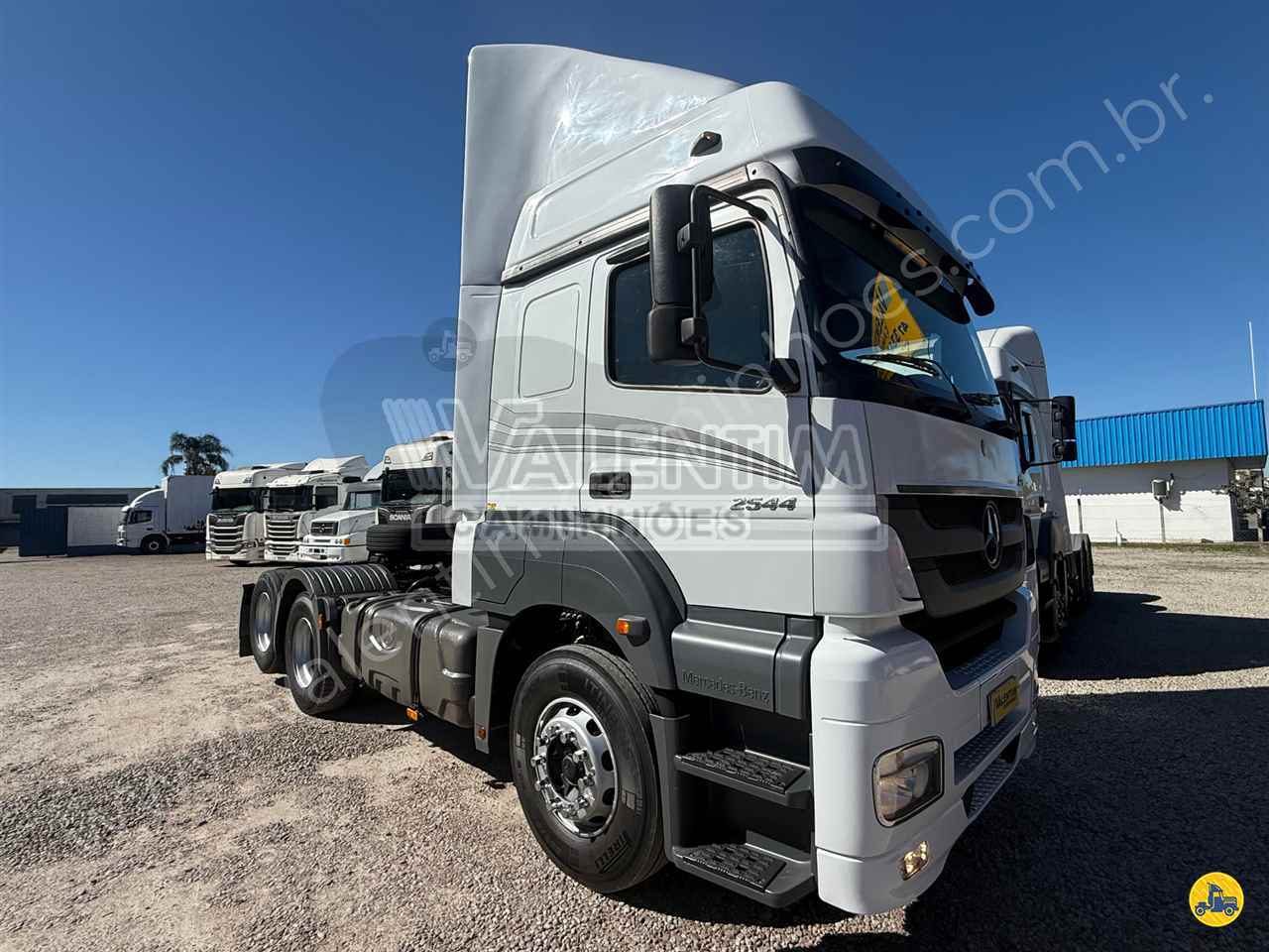 CAMINHAO MERCEDES-BENZ MB 2544 Cavalo Mecânico Truck 6x2 Valentim Caminhões ITAJAI SANTA CATARINA SC