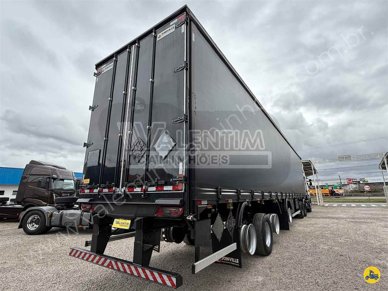 CARRETA SEMI-REBOQUE BAU SIDER Reta Valentim Caminhões ITAJAI SANTA CATARINA SC