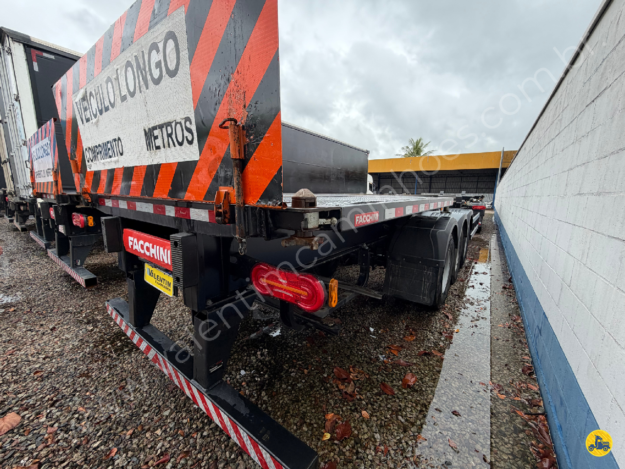 CARRETA BITREM CONTAINER Valentim Caminhões ITAJAI SANTA CATARINA SC