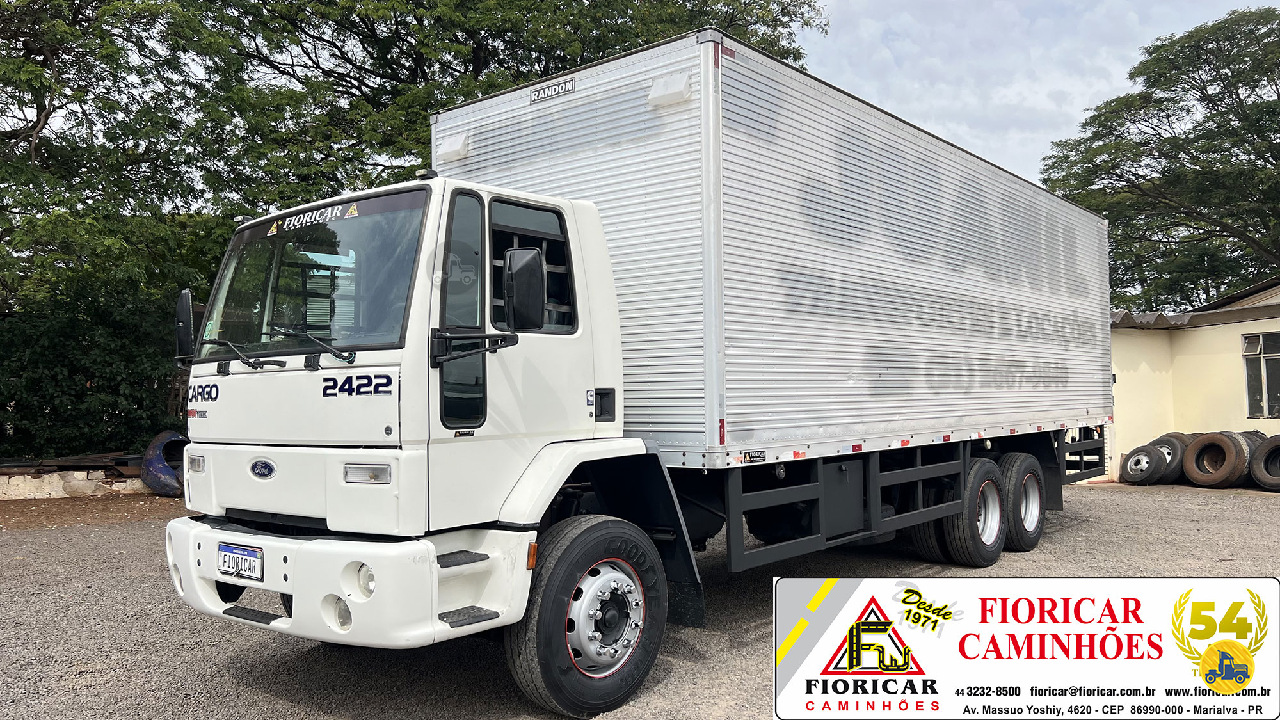 CAMINHAO FORD CARGO 2422 Baú Furgão Truck 6x2 Fioricar Caminhões MARIALVA PARANÁ PR