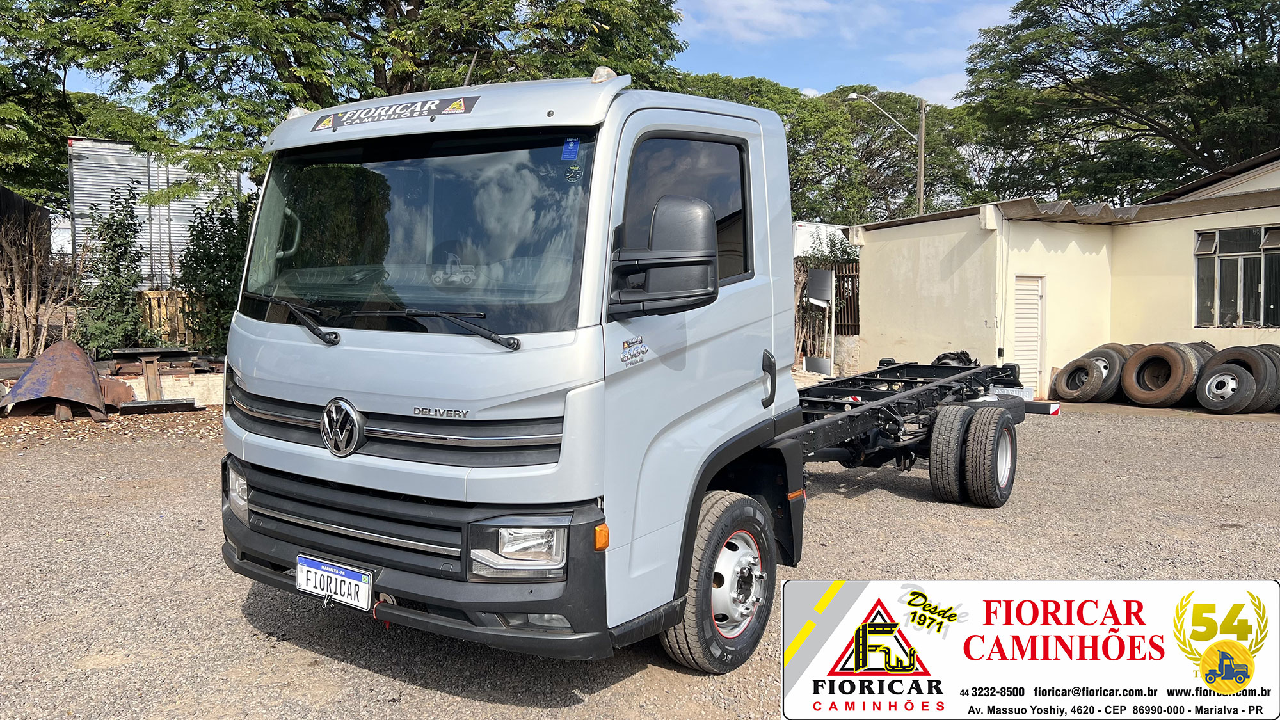 CAMINHAO VOLKSWAGEN VW 6160 Chassis 3/4 4x2 Fioricar Caminhões MARIALVA PARANÁ PR
