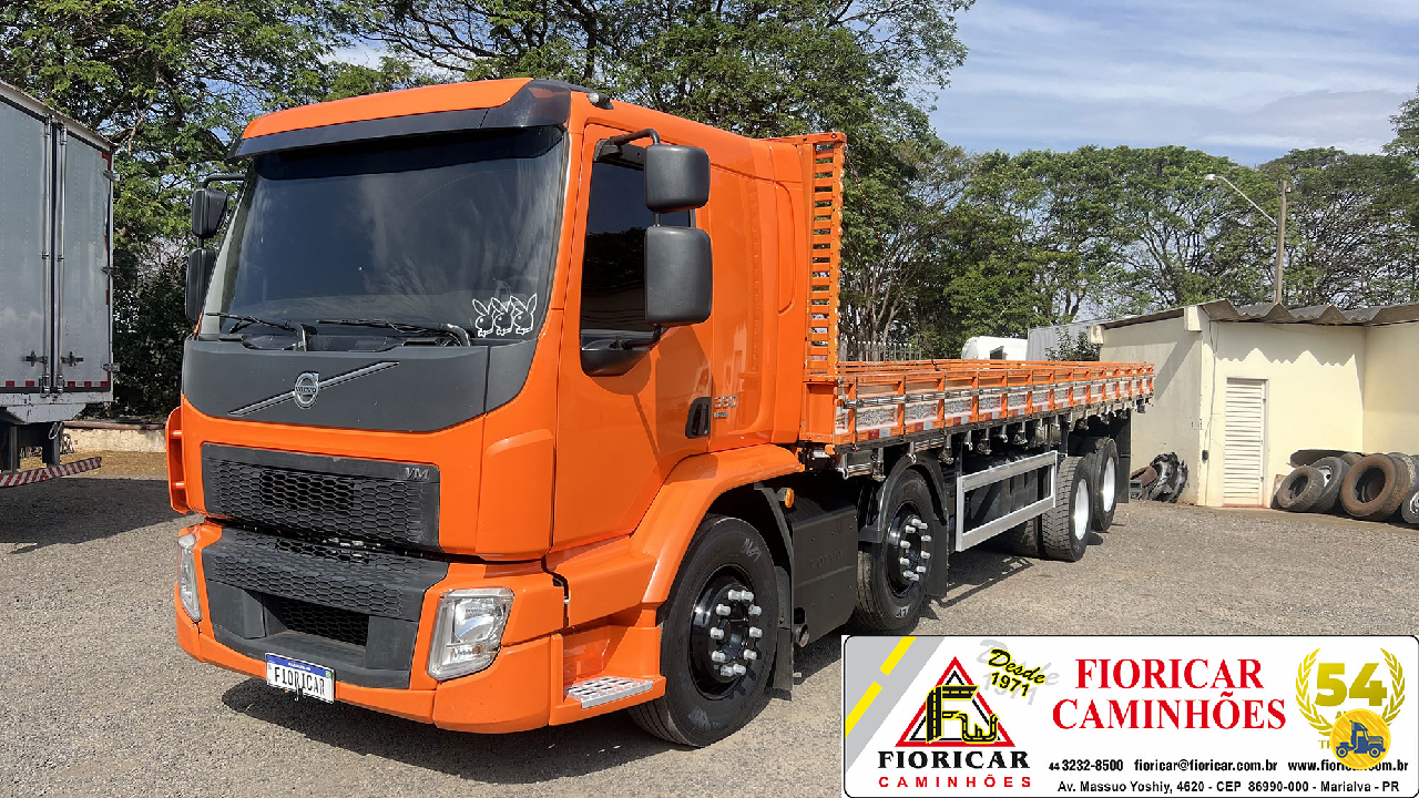 CAMINHAO VOLVO VOLVO VM 330 Carga Seca BiTruck 8x2 Fioricar Caminhões MARIALVA PARANÁ PR