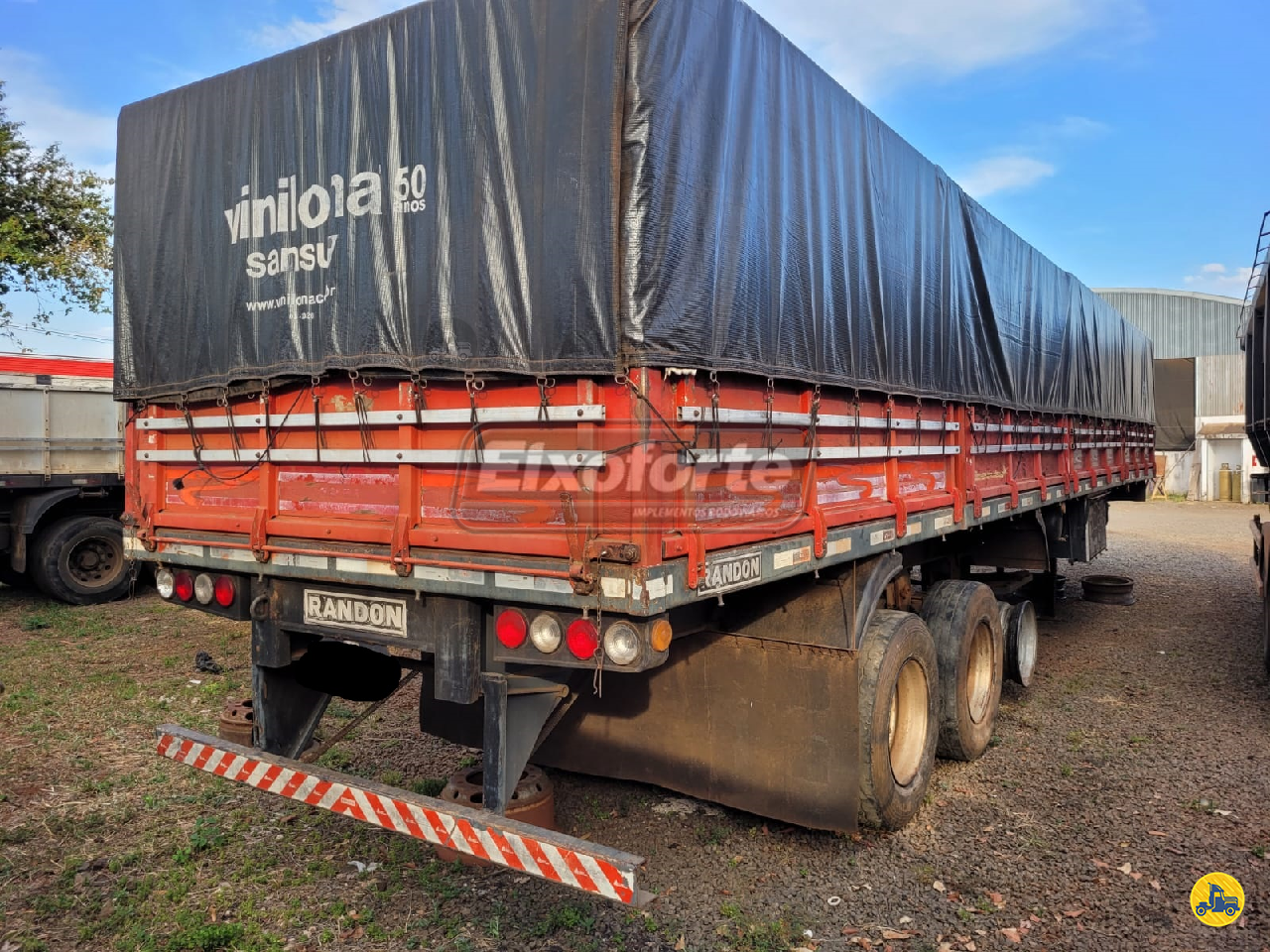CARRETA SEMI-REBOQUE GRANELEIRO Eixoforte - NOMA IBIPORA PARANÁ PR