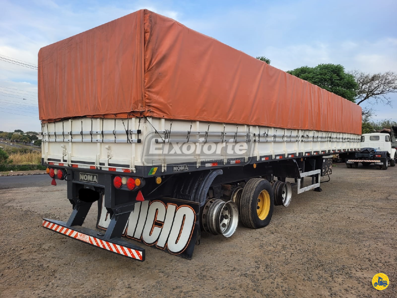 CARRETA SEMI-REBOQUE GRANELEIRO Eixoforte - NOMA IBIPORA PARANÁ PR