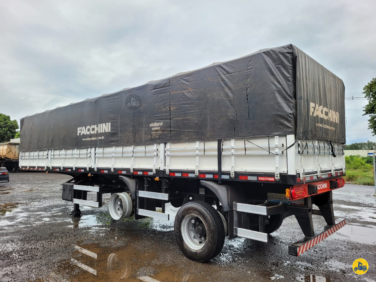 CARRETA SEMI-REBOQUE GRANELEIRO Eixoforte IBIPORA PARANÁ PR