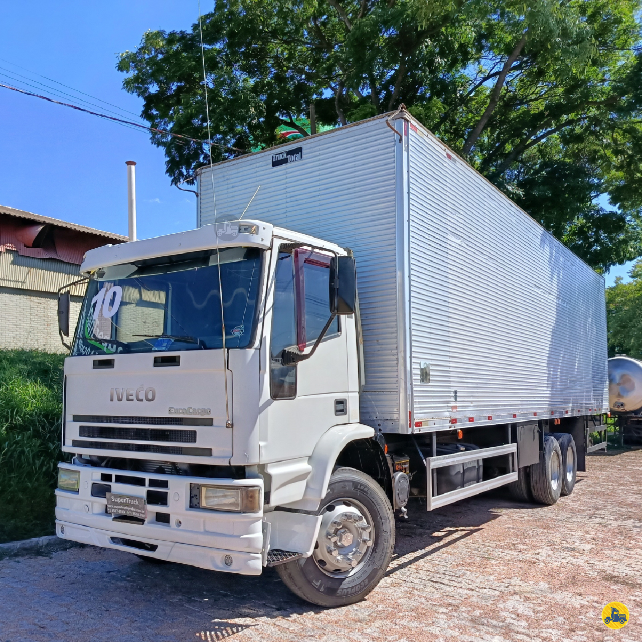 CAMINHAO IVECO EUROCARGO 230E24 Baú Furgão Truck 6x2 Super Truck JUNDIAI SÃO PAULO SP