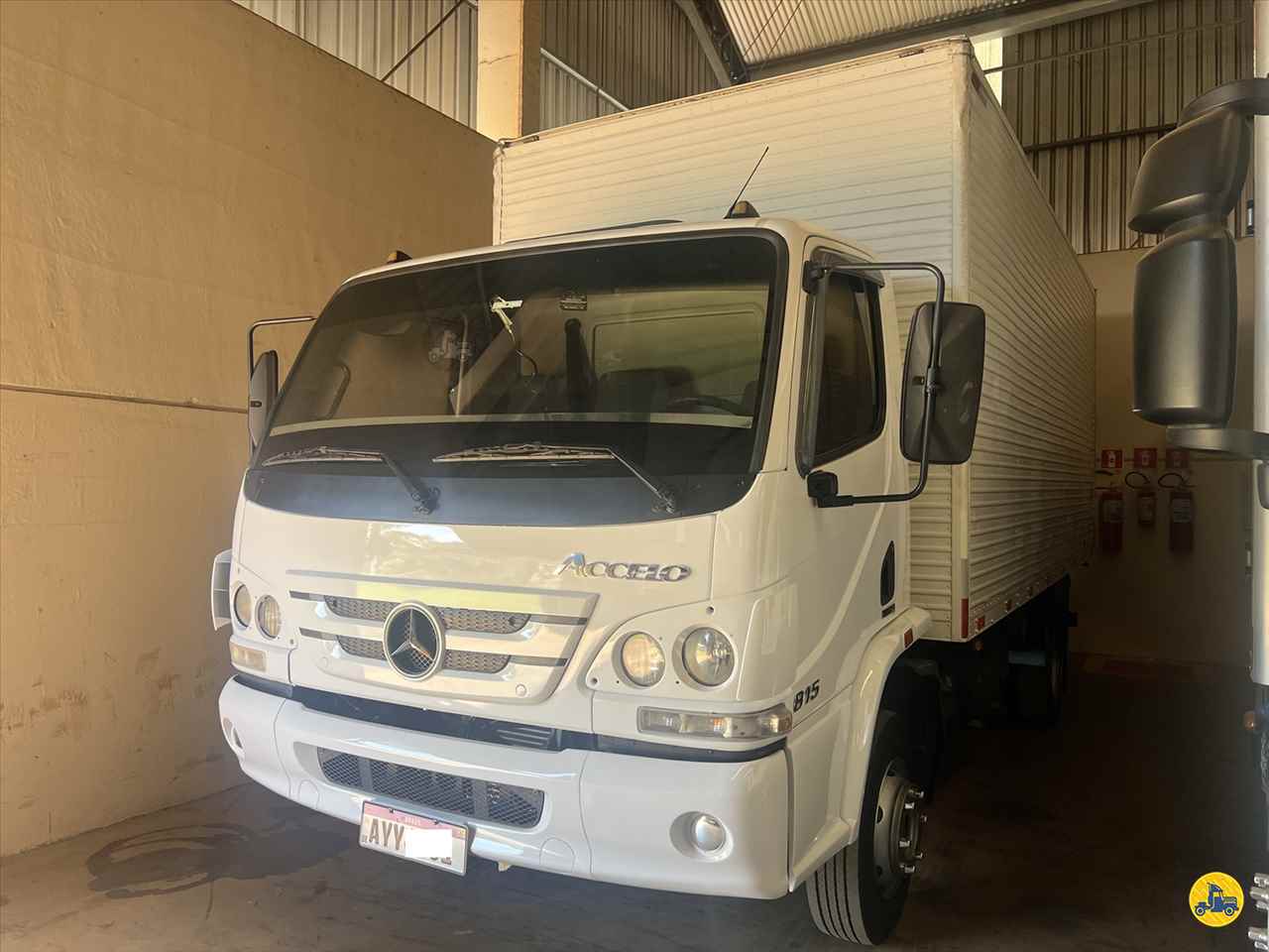 CAMINHAO MERCEDES-BENZ MB 815 Baú Furgão 3/4 4x2 Estacionamento Gaúcho ARAPONGAS PARANÁ PR