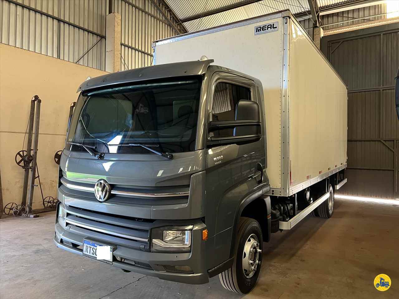 CAMINHAO VOLKSWAGEN VW 11180 Baú Furgão 3/4 4x2 Estacionamento Gaúcho ARAPONGAS PARANÁ PR