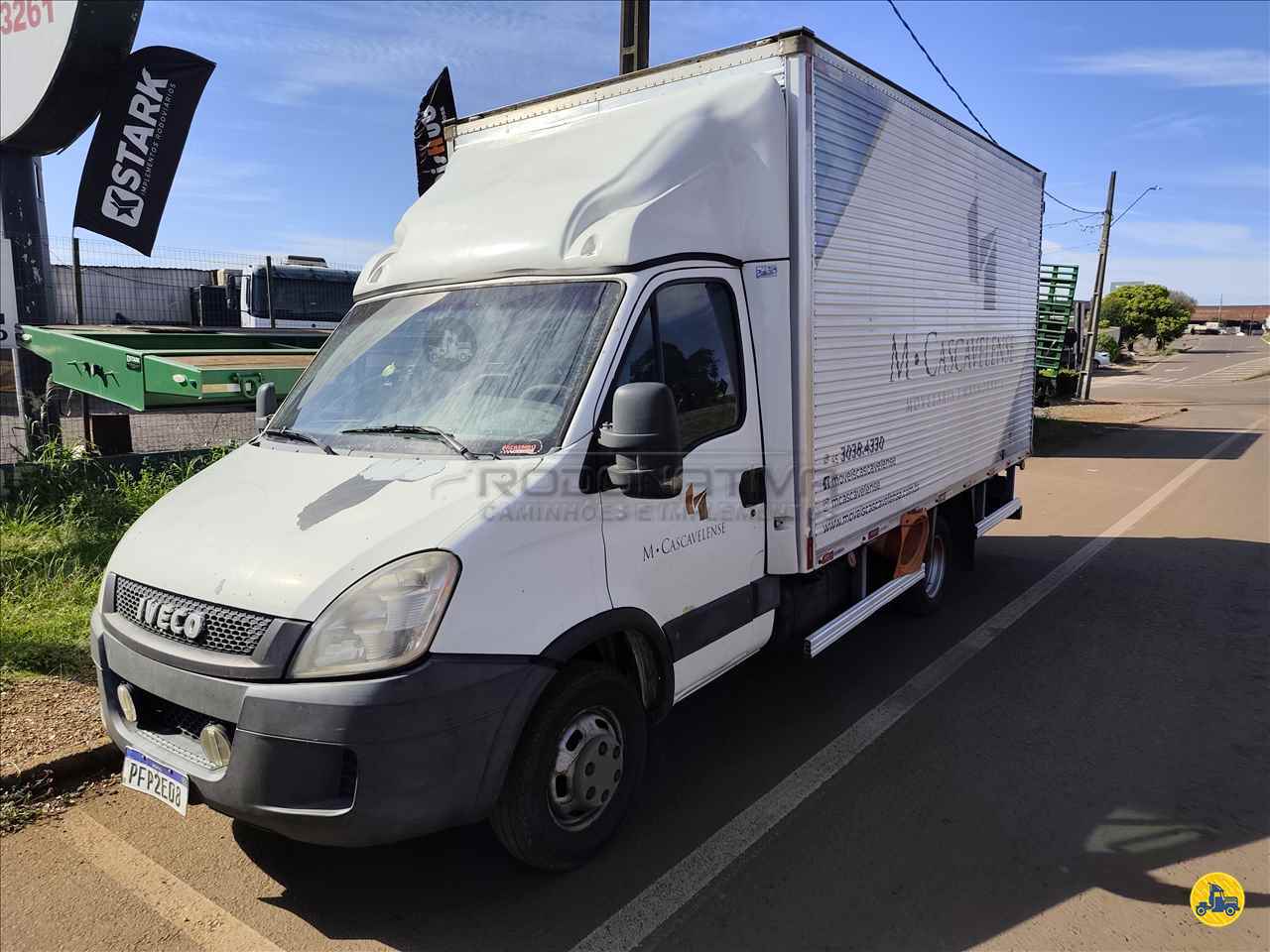 CAMINHAO IVECO DAILY 55c16 Baú Furgão 3/4 4x2 Rodonativa Caminhões e Implementos CASCAVEL PARANÁ PR
