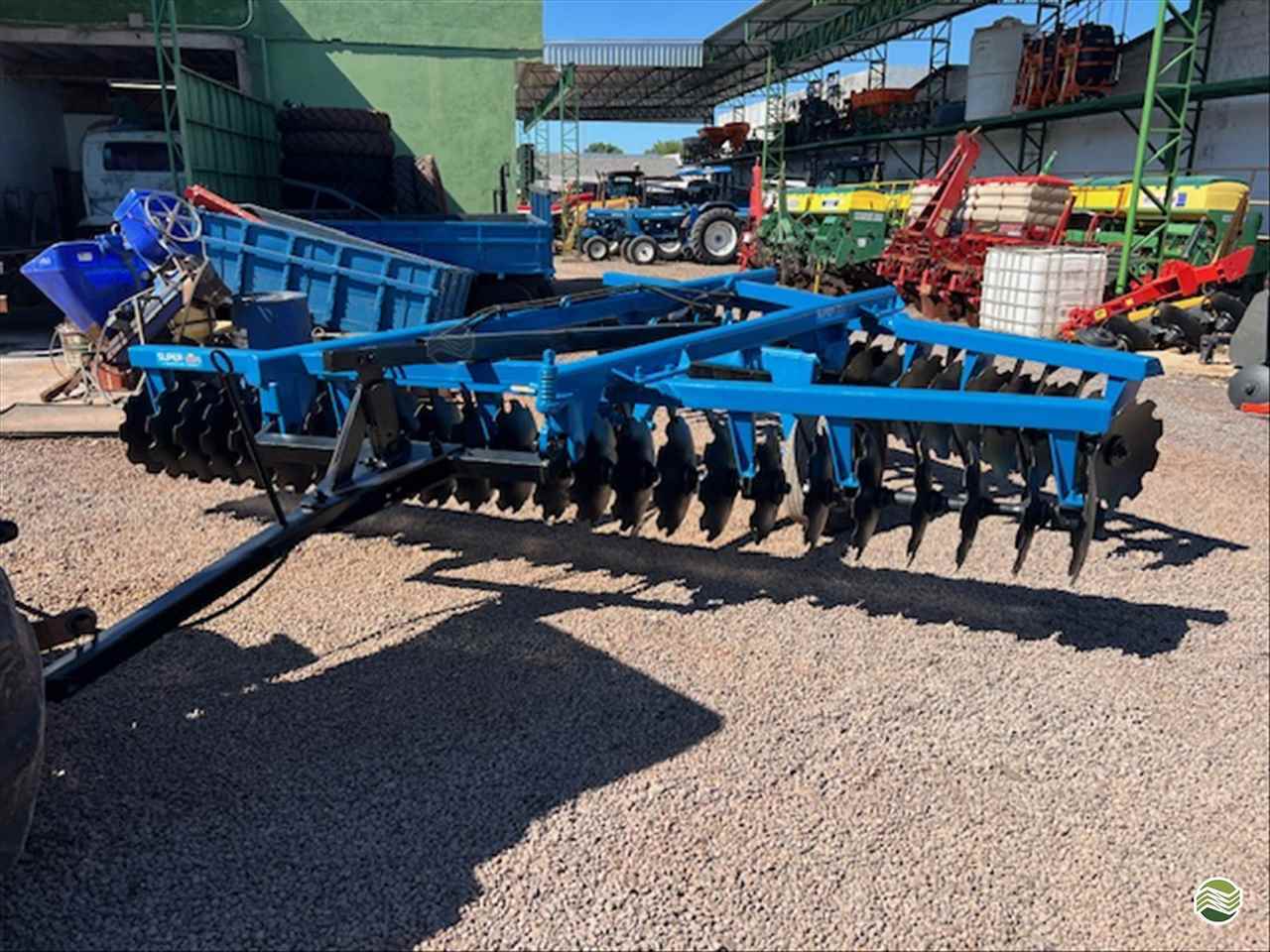 IMPLEMENTOS AGRICOLAS GRADE NIVELADORA NIVELADORA 48 DISCOS Cotramaq Tratores GOIOERE PARANÁ PR