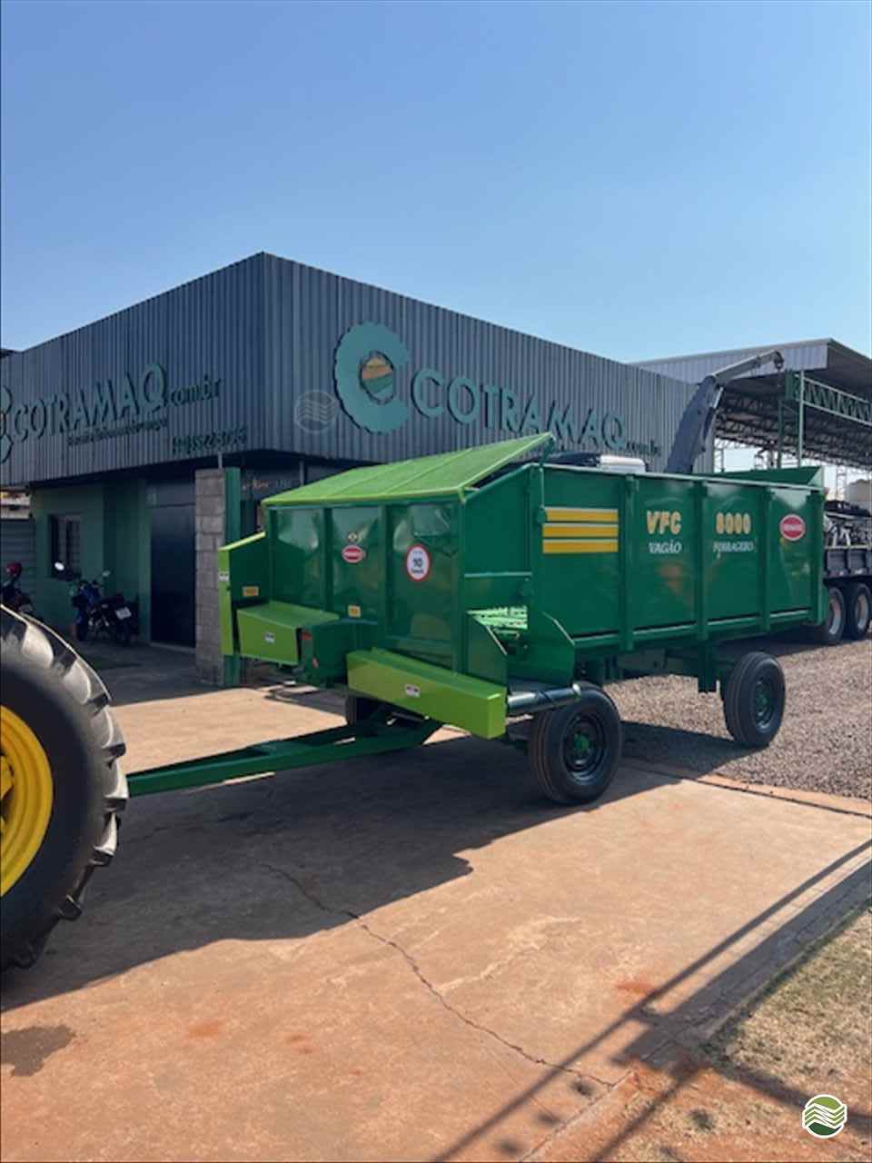 IMPLEMENTOS AGRICOLAS VAGAO FORRAGEIRO VAGÃO FORRAGEIRO Cotramaq Tratores GOIOERE PARANÁ PR