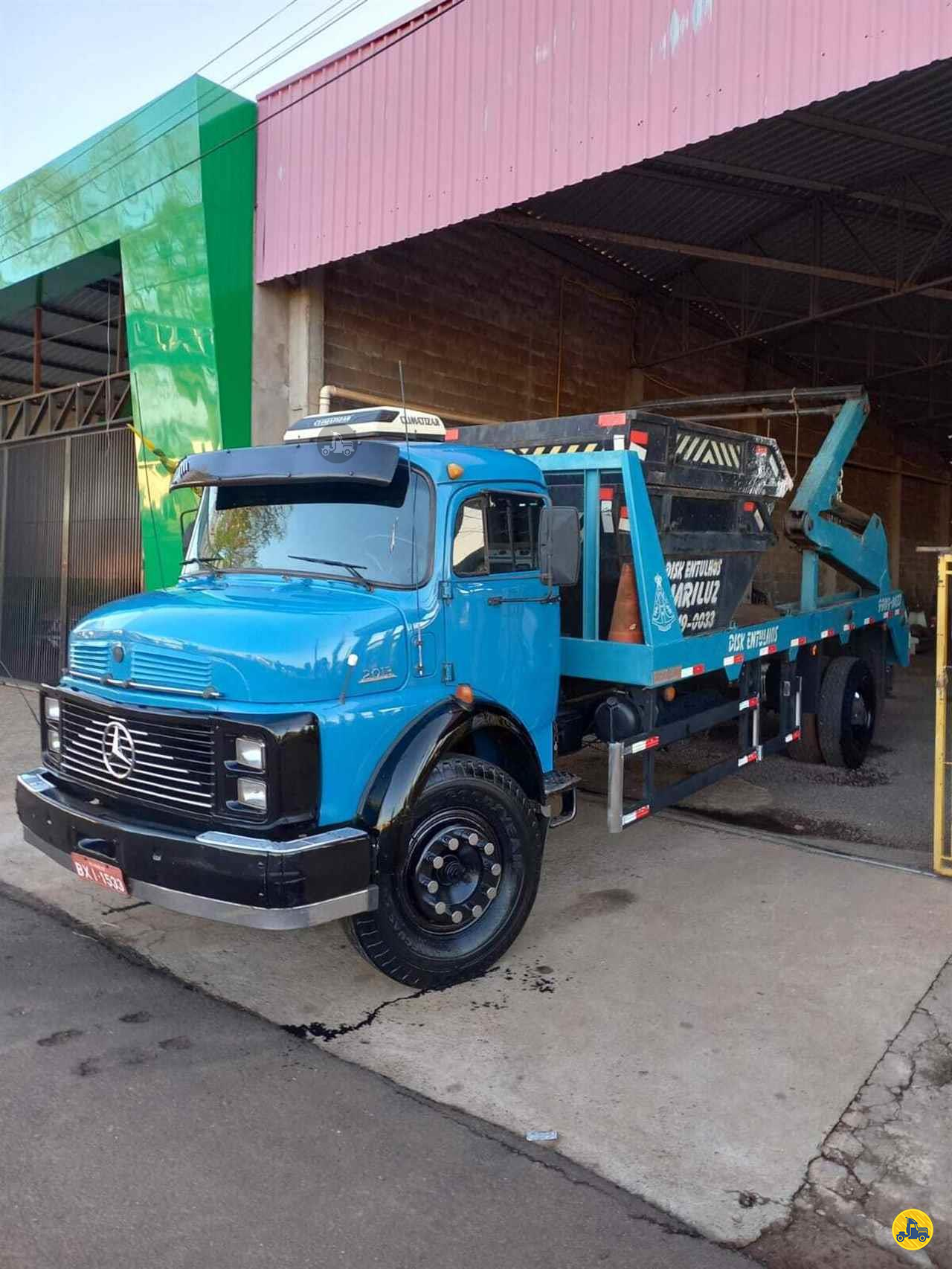 CAMINHAO MERCEDES-BENZ MB 2013 Poliguindaste Toco 4x2 Ademir Caminhões MARILUZ PARANÁ PR