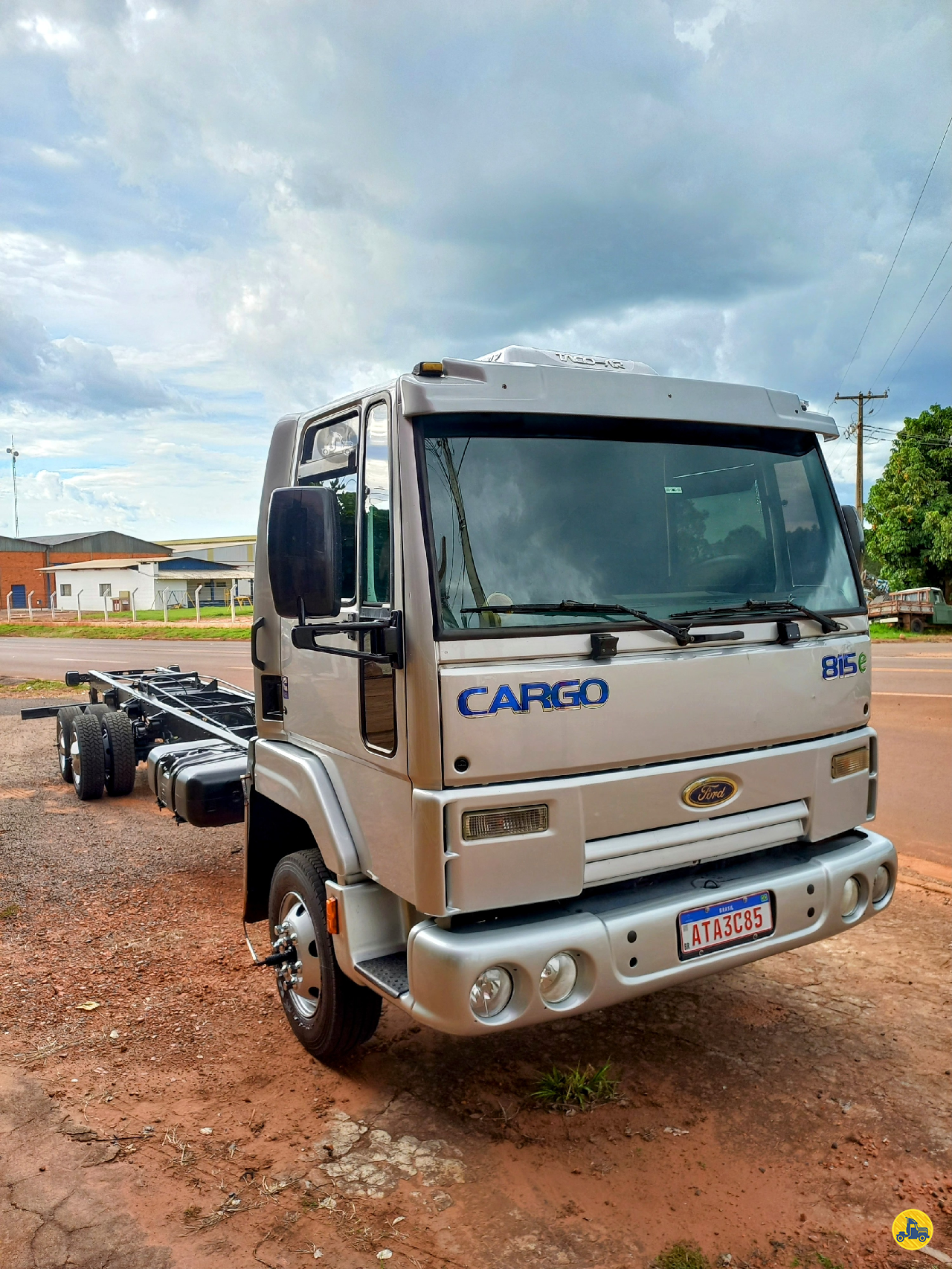 CAMINHAO FORD CARGO 815 Chassis 3/4 6x2 Ademir Caminhões MARILUZ PARANÁ PR