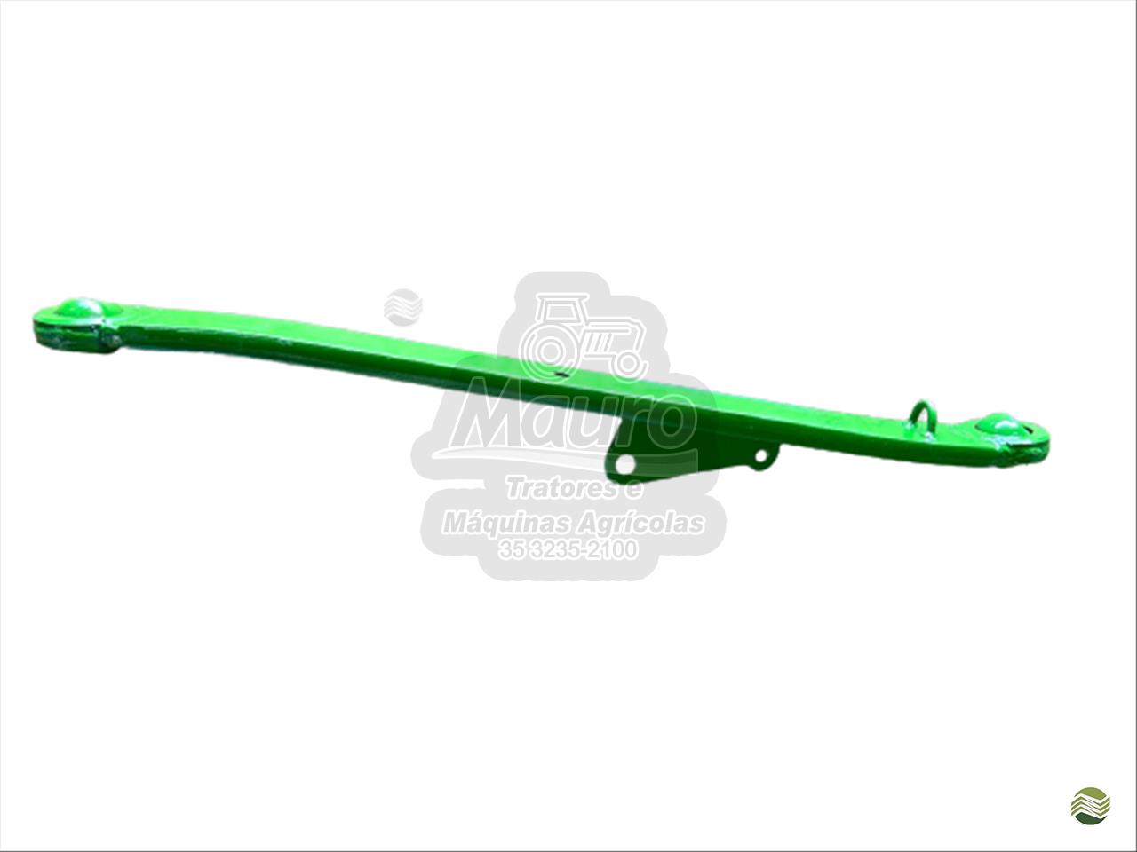 RE63199 - BRAÇO LEVANTE HIDRÁULICO JOHN DEERE 5600/5700