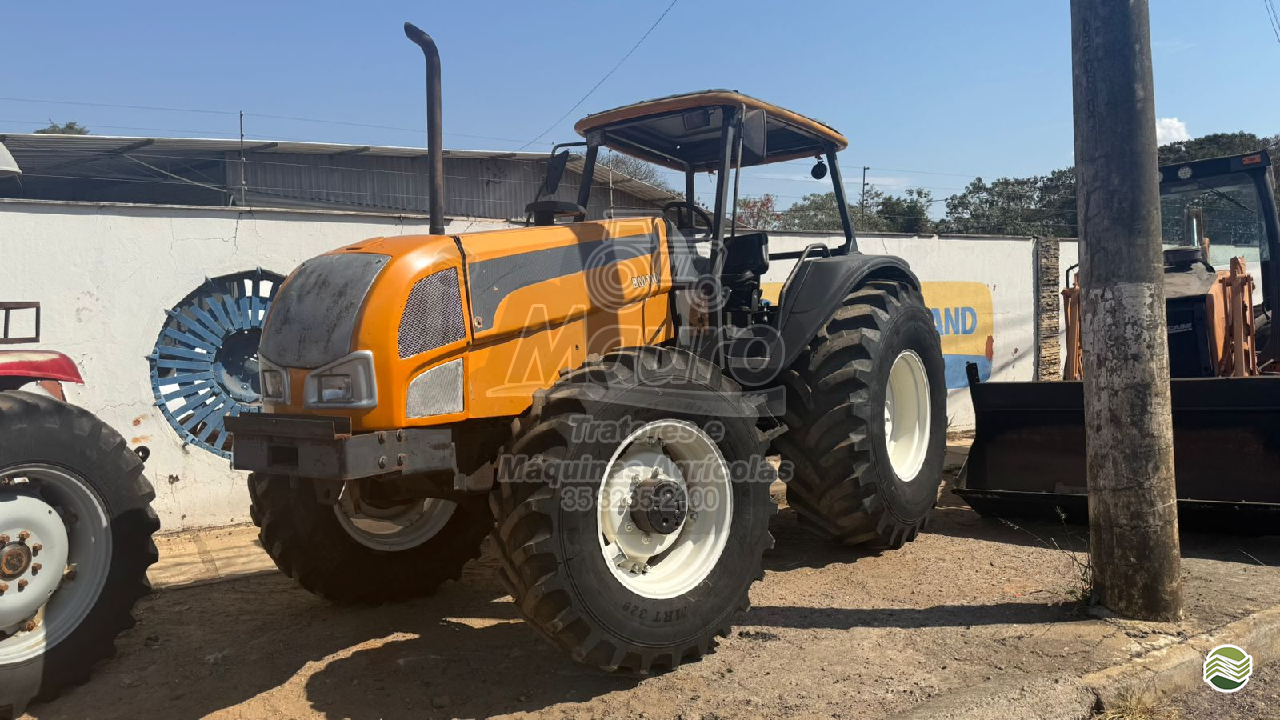 TRATOR VALTRA VALTRA BM 110 Tração 4x4 Mauro Tratores TRES CORACOES MINAS GERAIS MG