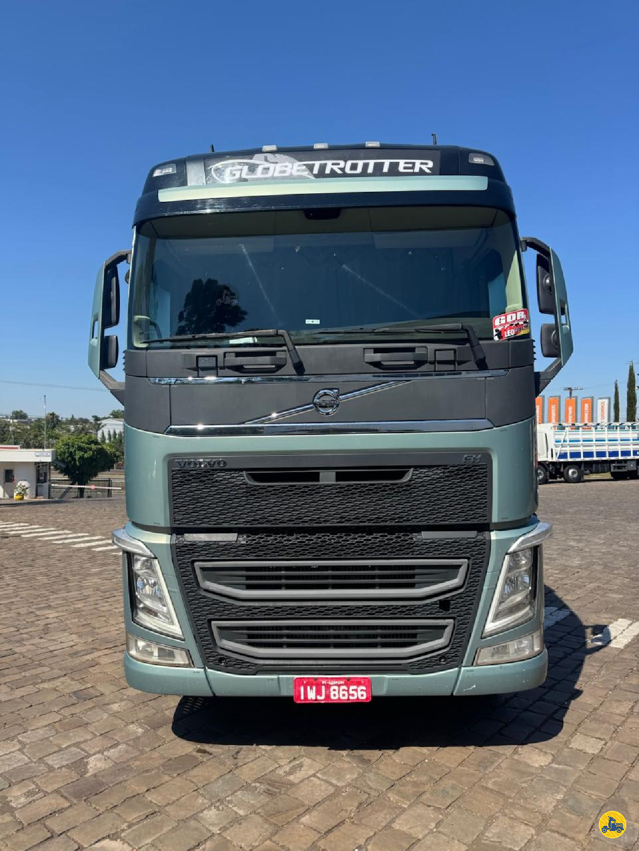 CAMINHAO VOLVO VOLVO FH 520 Cavalo Mecânico Cavalo 6x4 Dipesul Veículos - Volvo CANOAS RIO GRANDE DO SUL RS