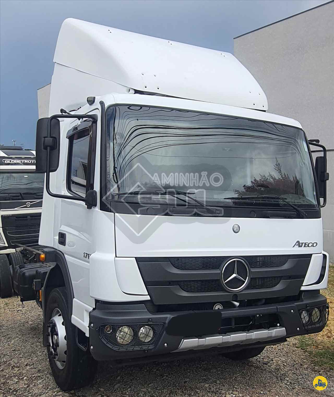 CAMINHAO MERCEDES-BENZ MB 1719 Chassis Toco 4x2 Caminhão Sul CURITIBA PARANÁ PR
