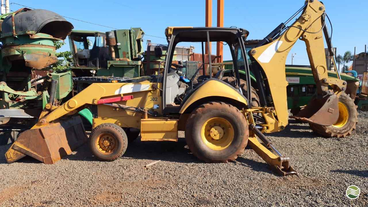 RETRO ESCAVADEIRA CATERPILLAR 416 Tração 4x4 Só Agrícola Máquinas e Peças BARRETOS SÃO PAULO SP