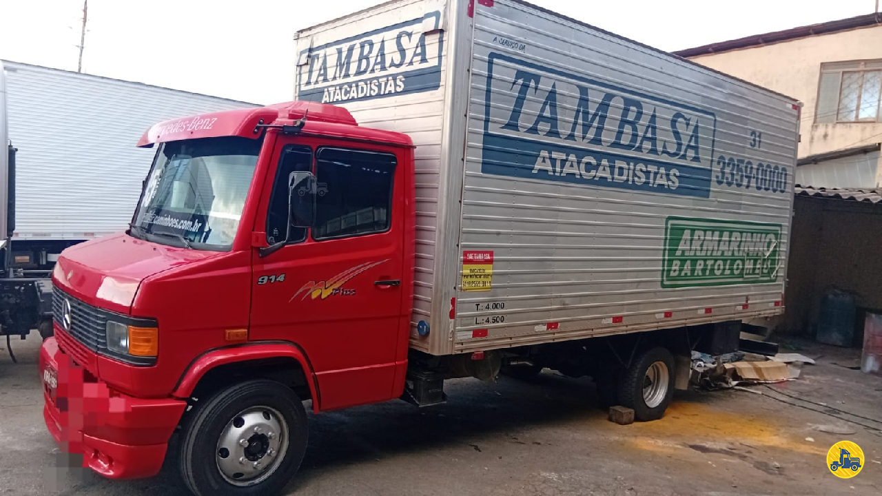 CAMINHAO MERCEDES-BENZ MB 914 Baú Furgão 3/4 4x2 Paulista Caminhões CONTAGEM MINAS GERAIS MG