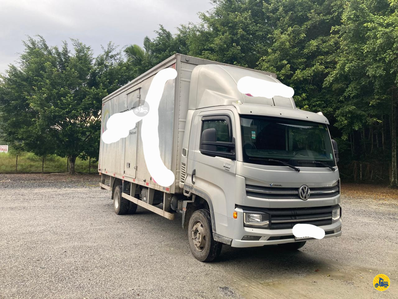 CAMINHAO VOLKSWAGEN VW 11180 Baú Furgão 3/4 6x2 Jorge Caminhões CURITIBA PARANÁ PR