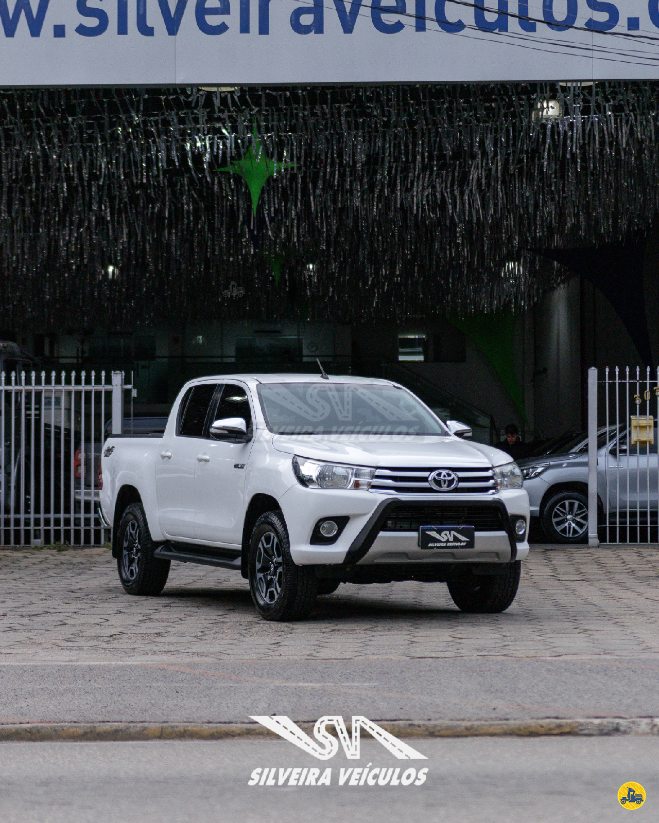 CARRO TOYOTA Hilux 2.8 SRV Silveira Veículos PIEDADE SÃO PAULO SP