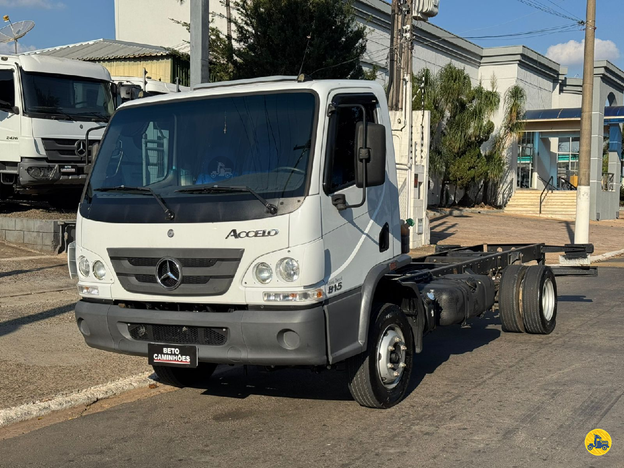 CAMINHAO MERCEDES-BENZ MB 815 Cavalo Mecânico 3/4 4x2 Beto Caminhões Piracicaba AMERICANA SÃO PAULO SP