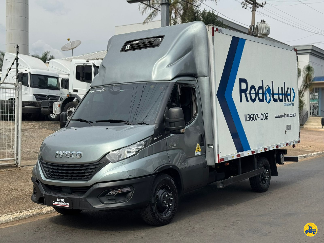 CAMINHAO IVECO DAILY 35-150 Baú Furgão 3/4 4x2 Beto Caminhões Piracicaba AMERICANA SÃO PAULO SP