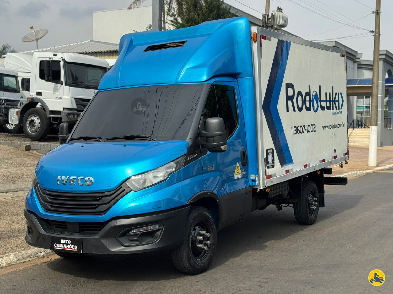CAMINHAO IVECO DAILY 35-150 Baú Furgão 3/4 4x2 Beto Caminhões Piracicaba AMERICANA SÃO PAULO SP