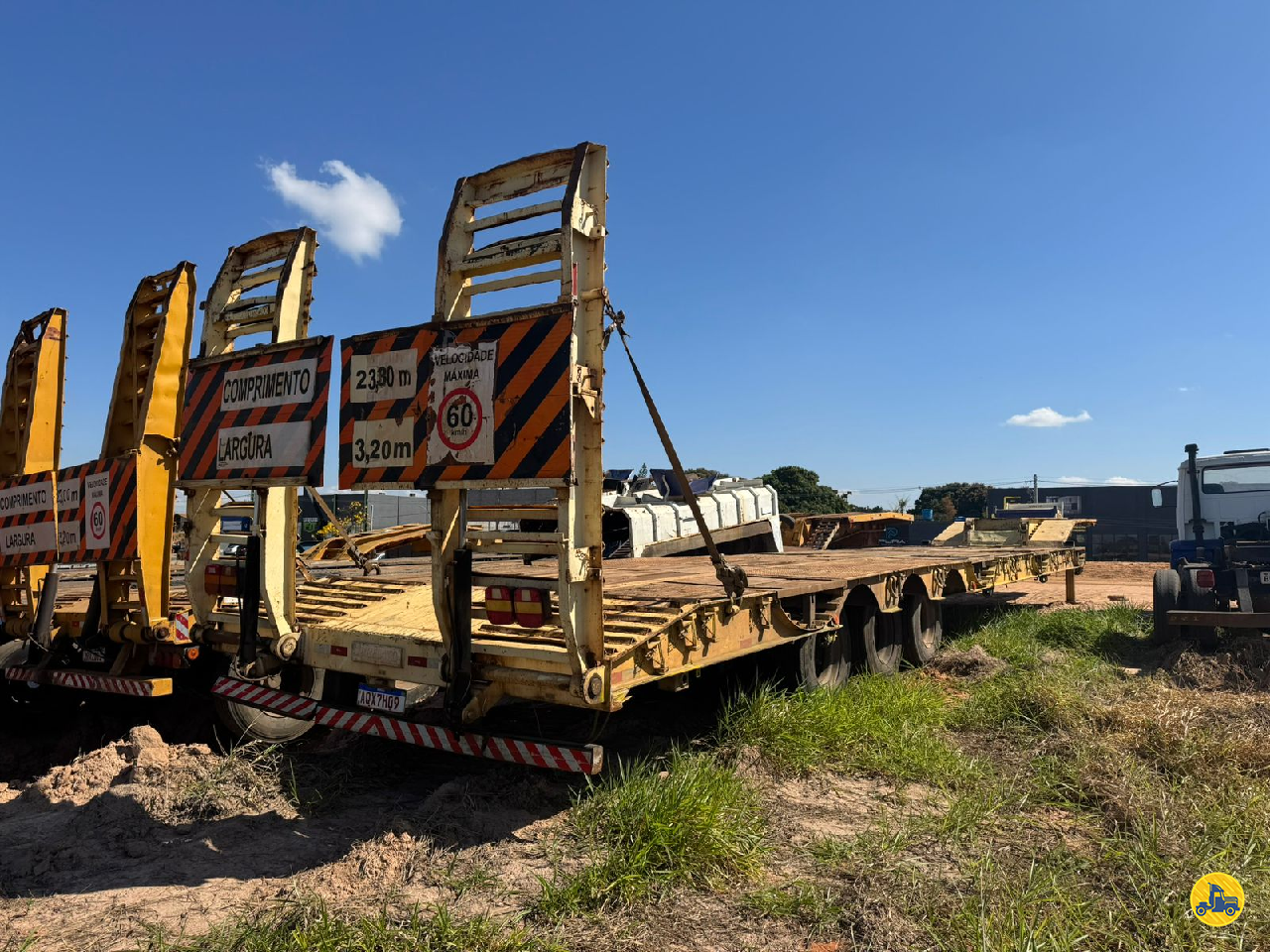 CARRETA SEMI-REBOQUE PRANCHA Reta Beto Caminhões Piracicaba AMERICANA SÃO PAULO SP