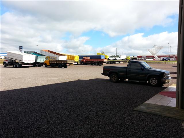 Carlão Caminhões na cidade de CARAZINHO/RS