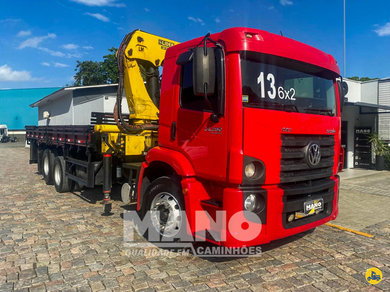CAMINHAO VOLKSWAGEN VW 24280 Munck Cavalo 6x2 Mano Caminhões JOINVILLE SANTA CATARINA SC