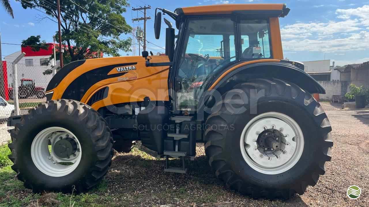 TRATOR VALTRA VALTRA BH 224 HiTech Tração 4x4 Comper Tratores - Mahindra ARARAQUARA SÃO PAULO SP
