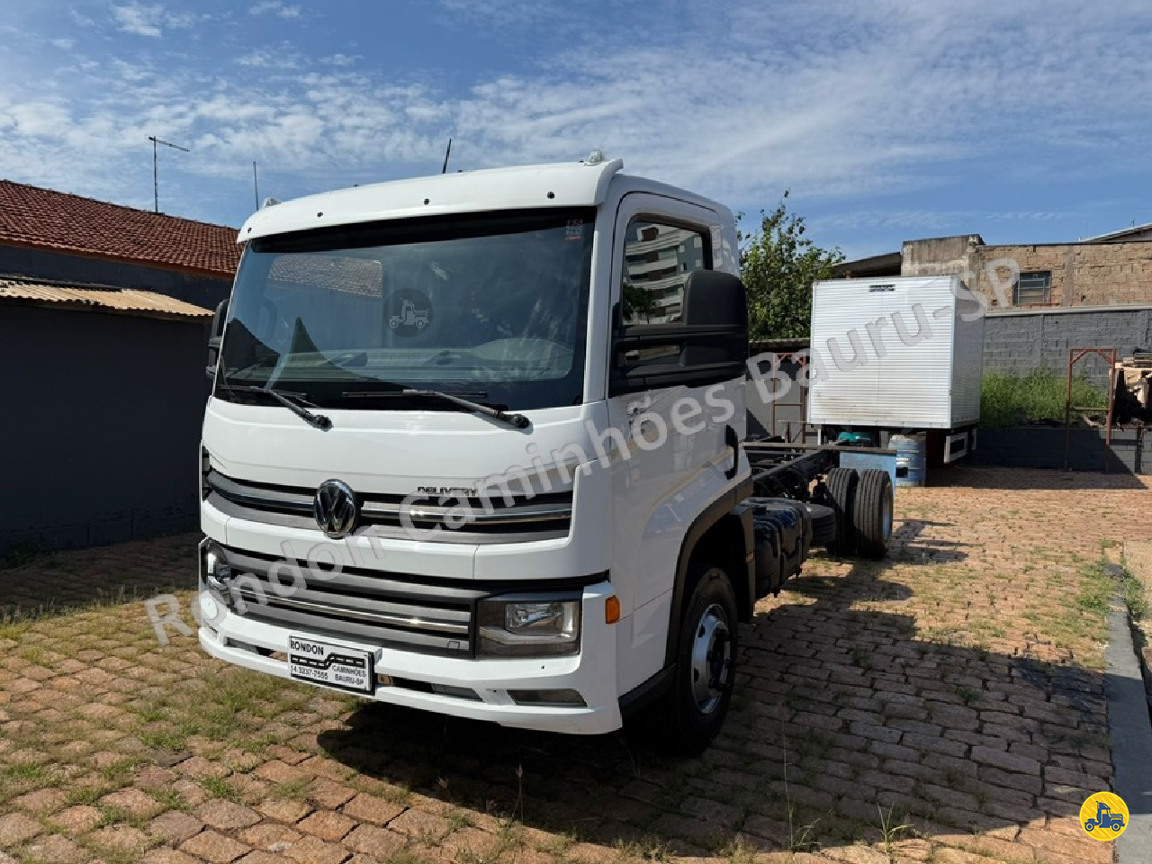 CAMINHAO VOLKSWAGEN VW 11180 Chassis 3/4 4x2 Rondon Caminhões Bauru BAURU SÃO PAULO SP