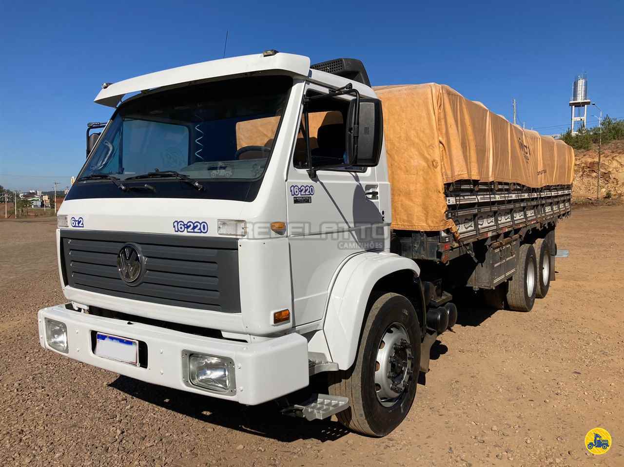 CAMINHAO VOLKSWAGEN VW 16220 Graneleiro Truck 6x2 Rebelatto Caminhões GETULIO VARGAS RIO GRANDE DO SUL RS