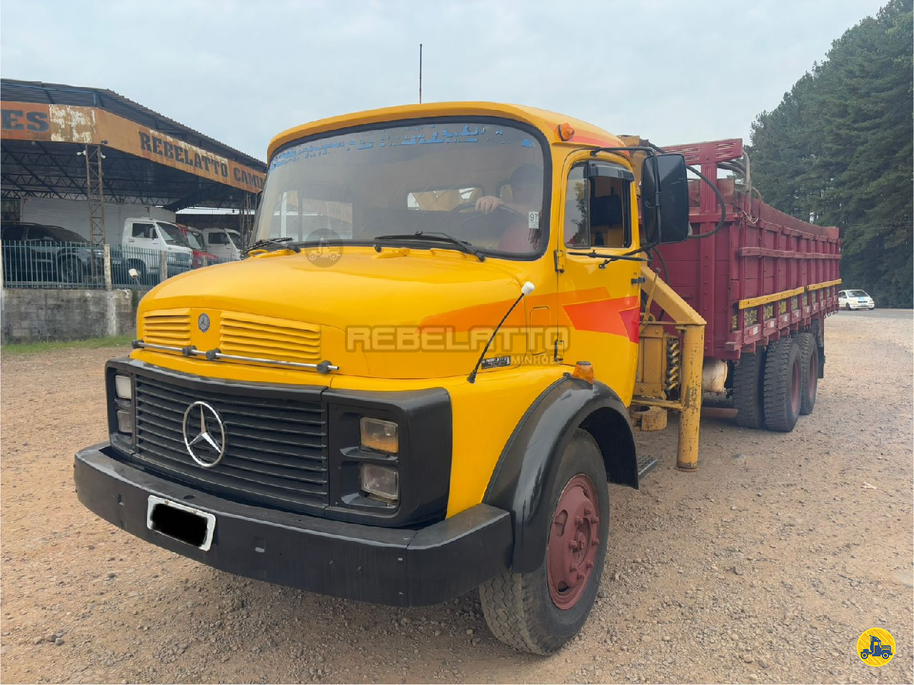 CAMINHAO MERCEDES-BENZ MB 1113 Guincho Munck Truck 6x2 Rebelatto Caminhões GETULIO VARGAS RIO GRANDE DO SUL RS