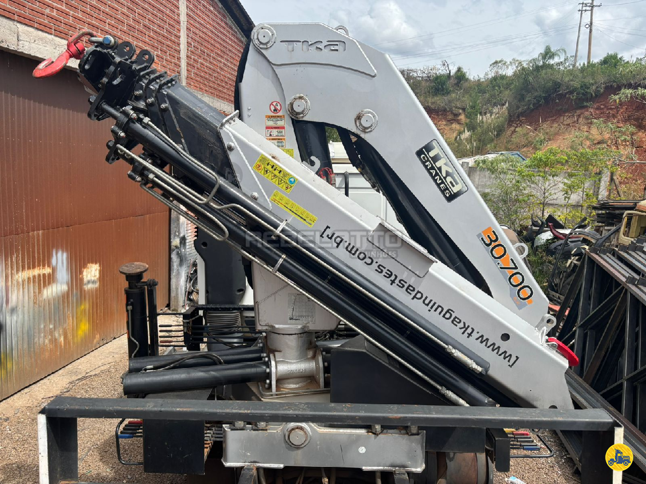 GUINDASTE TKA TKA 30.700C Rebelatto Caminhões GETULIO VARGAS RIO GRANDE DO SUL RS