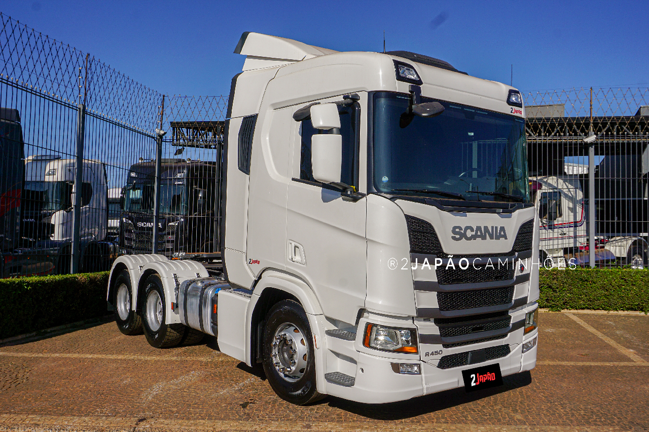 SCANIA R450 de 2 Japão Caminhões e Carretas