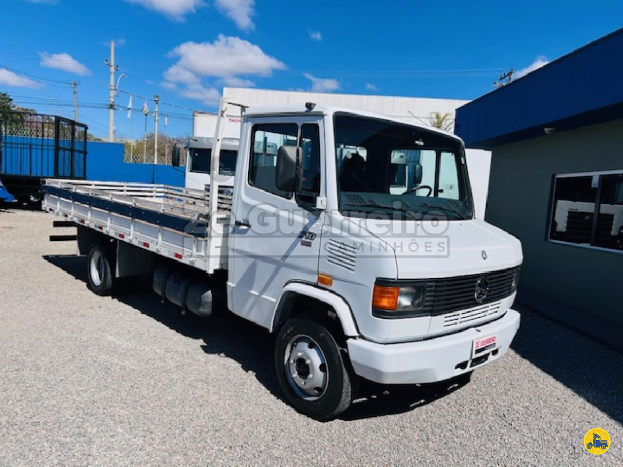 CAMINHAO MERCEDES-BENZ MB 710 Carga Seca 3/4 4x2 Zé Guerreiro Caminhões ITATIBA SÃO PAULO SP