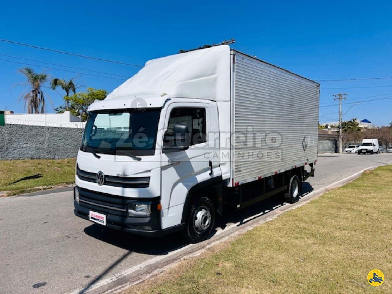 CAMINHAO VOLKSWAGEN VW 6160 Baú Furgão 3/4 4x2 Zé Guerreiro Caminhões ITATIBA SÃO PAULO SP