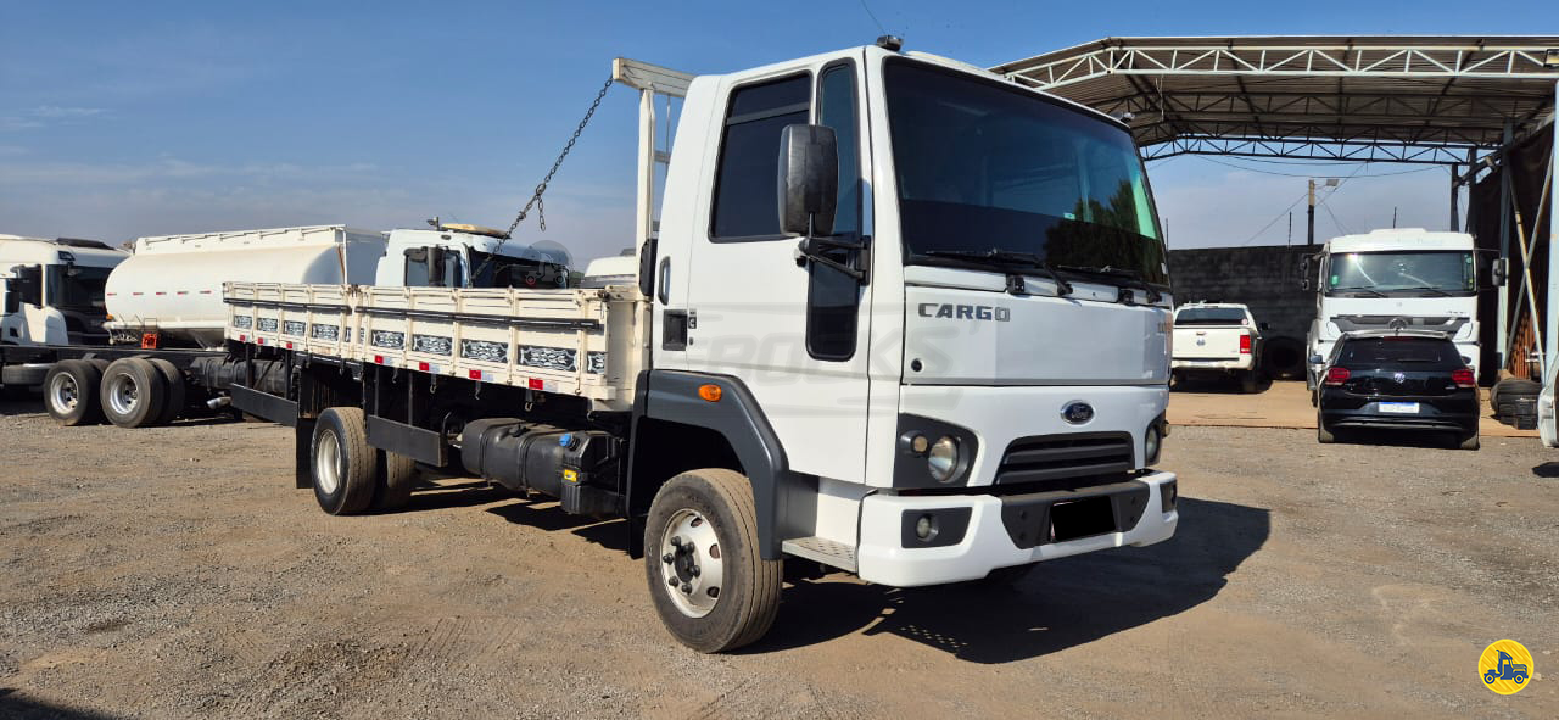CAMINHAO FORD CARGO 1119 Carga Seca 3/4 4x2 Rebocks LIMEIRA SÃO PAULO SP