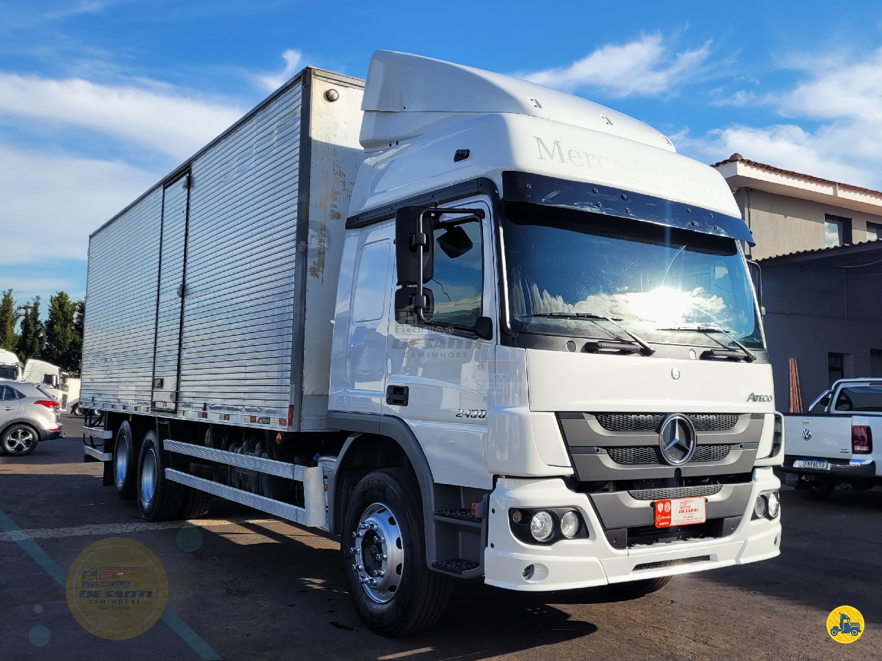 CAMINHAO MERCEDES-BENZ MB 2430 Baú Furgão Truck 6x2 De Santi Caminhões RIBEIRAO PRETO SÃO PAULO SP