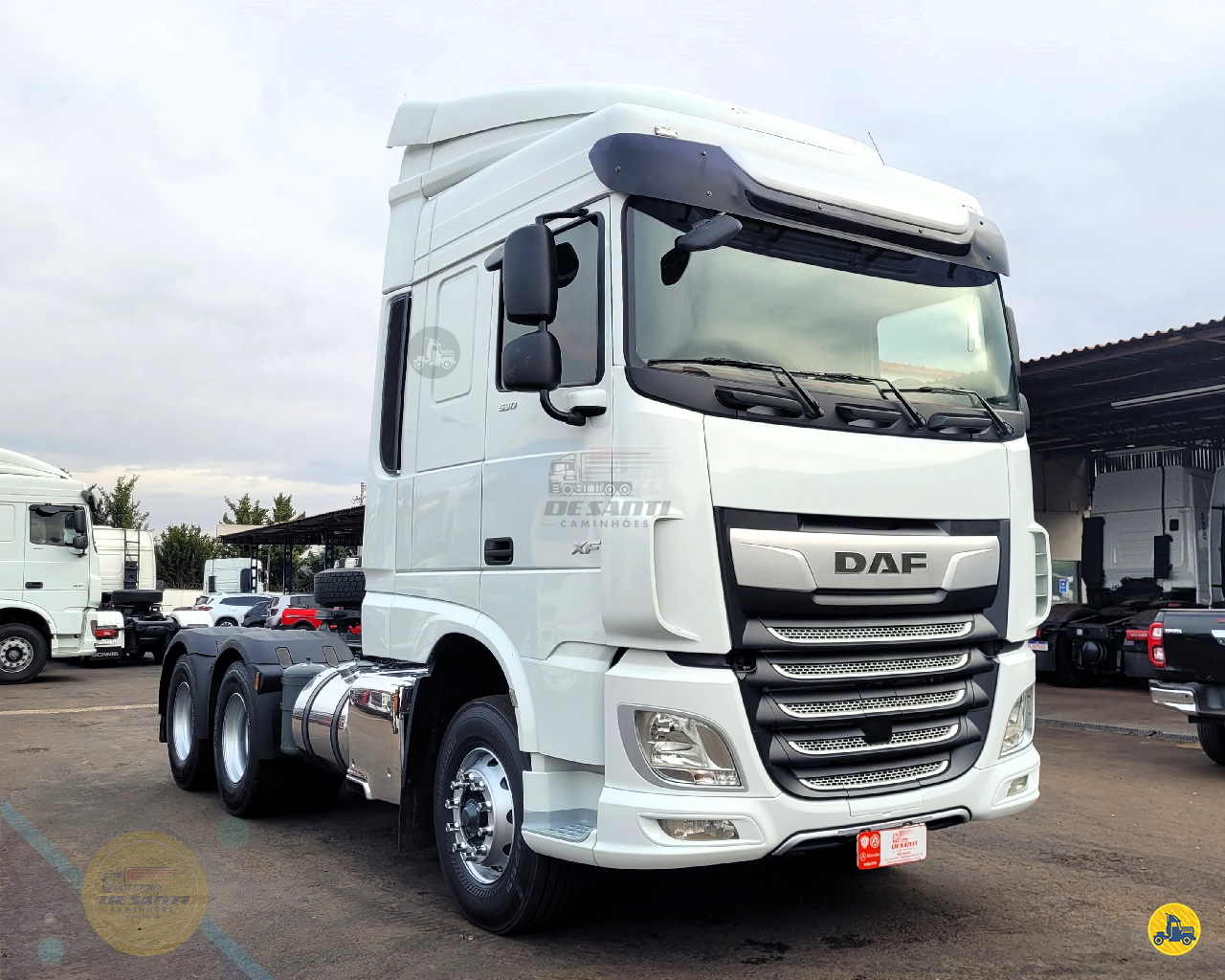 CAMINHAO DAF DAF XF FTT 530 Cavalo Mecânico Cavalo 6x4 De Santi Caminhões RIBEIRAO PRETO SÃO PAULO SP