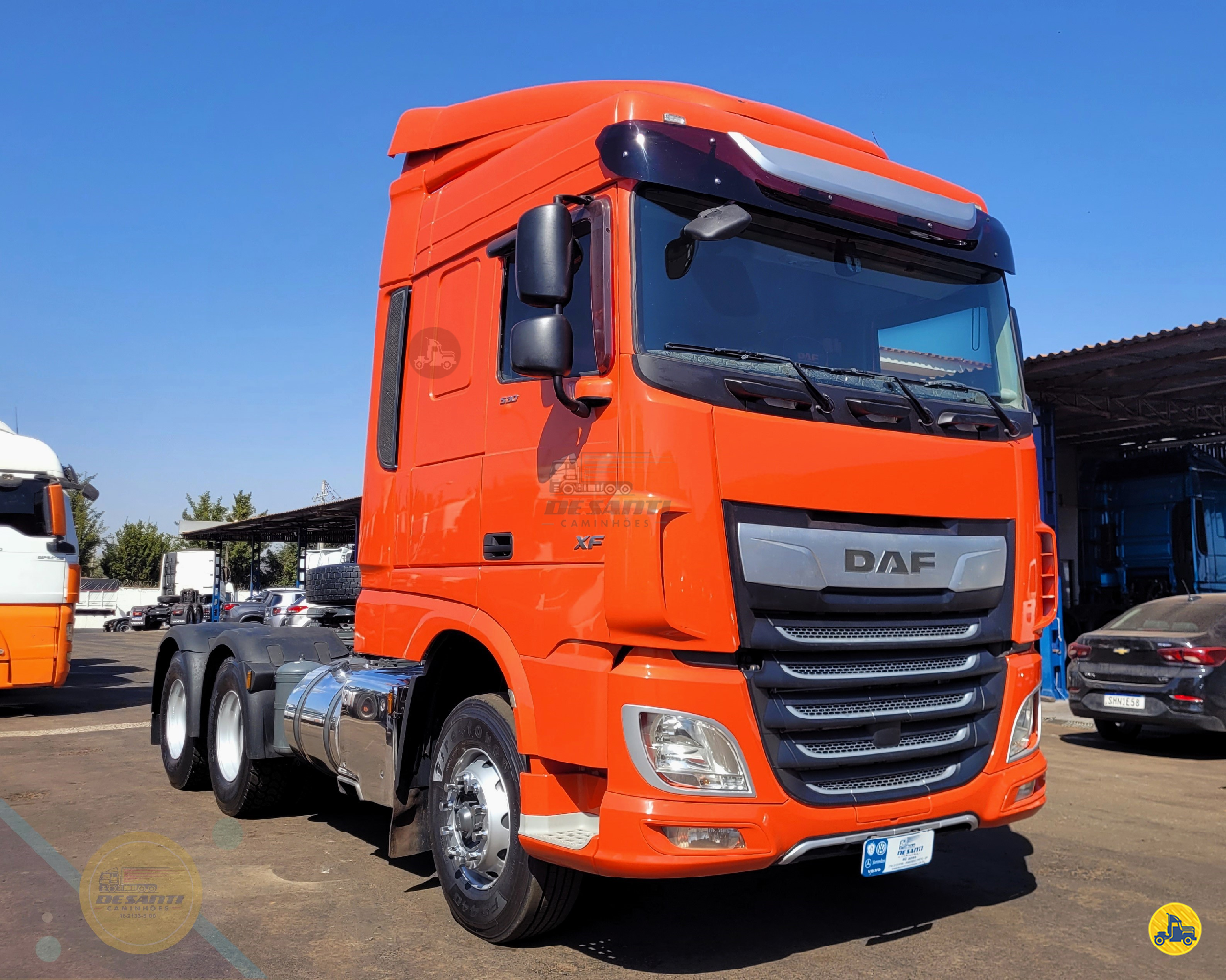 CAMINHAO DAF DAF XF FTT 530 Cavalo Mecânico Cavalo 6x4 De Santi Caminhões RIBEIRAO PRETO SÃO PAULO SP